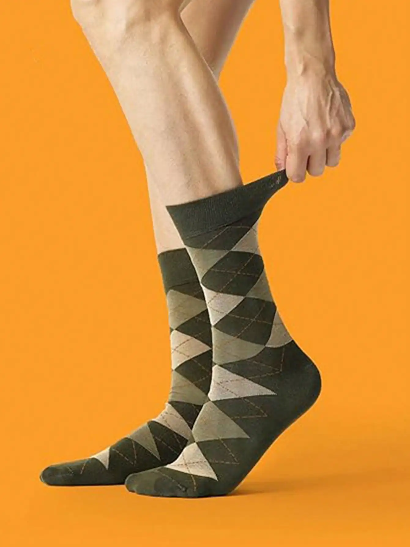 5 Pairs of Men's Socks - Autumn & Winter High-Tube Solid Color Crew Socks, Business Men's Plaid Socks