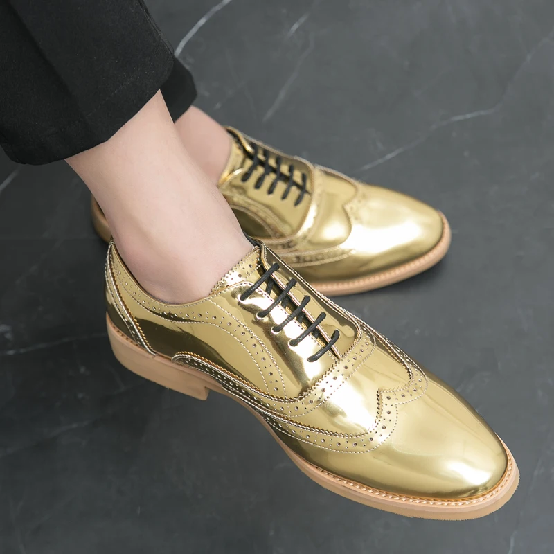 

Brand Men's Gold Shining Lacquer Leather Shoes Designer Lace Up Loafers Designer Party Wedding Soft Bottom Casual Flat Shoes