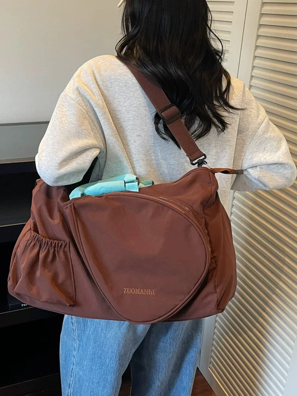 雲のような大容量軽量トートバッグ女性用トラベルバッグフィットネスバドミントンスポーツバッグお出かけママバッグシンプルなデザイン