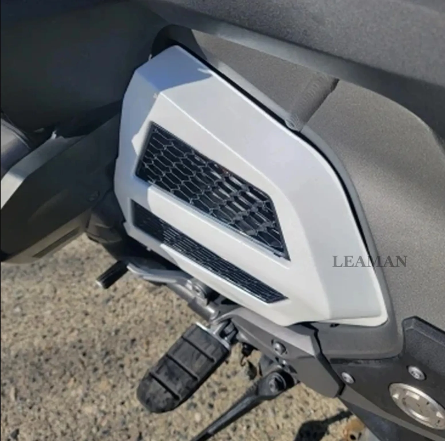 لهوندا الذهب الجناح الذهب الجناح DCT الذهب الجناح جولة 2018-up هدية شبكة المبرد غطاء محرك غطاء نقل