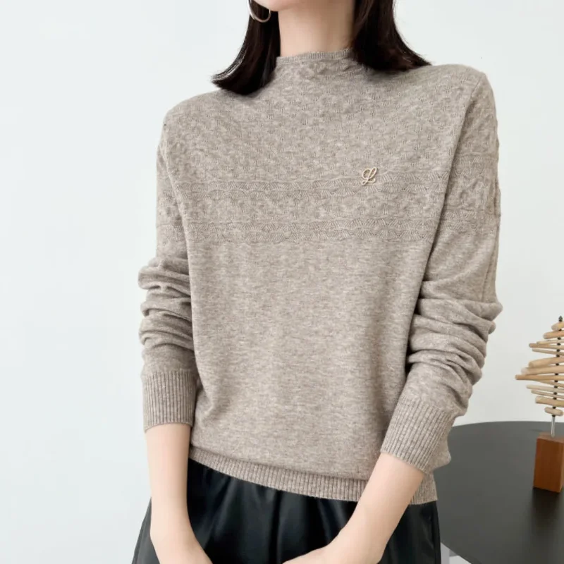 

2025 Fashion Hook Flower Autumn/Winter Leisure Versatile Warm Knitted Sweater