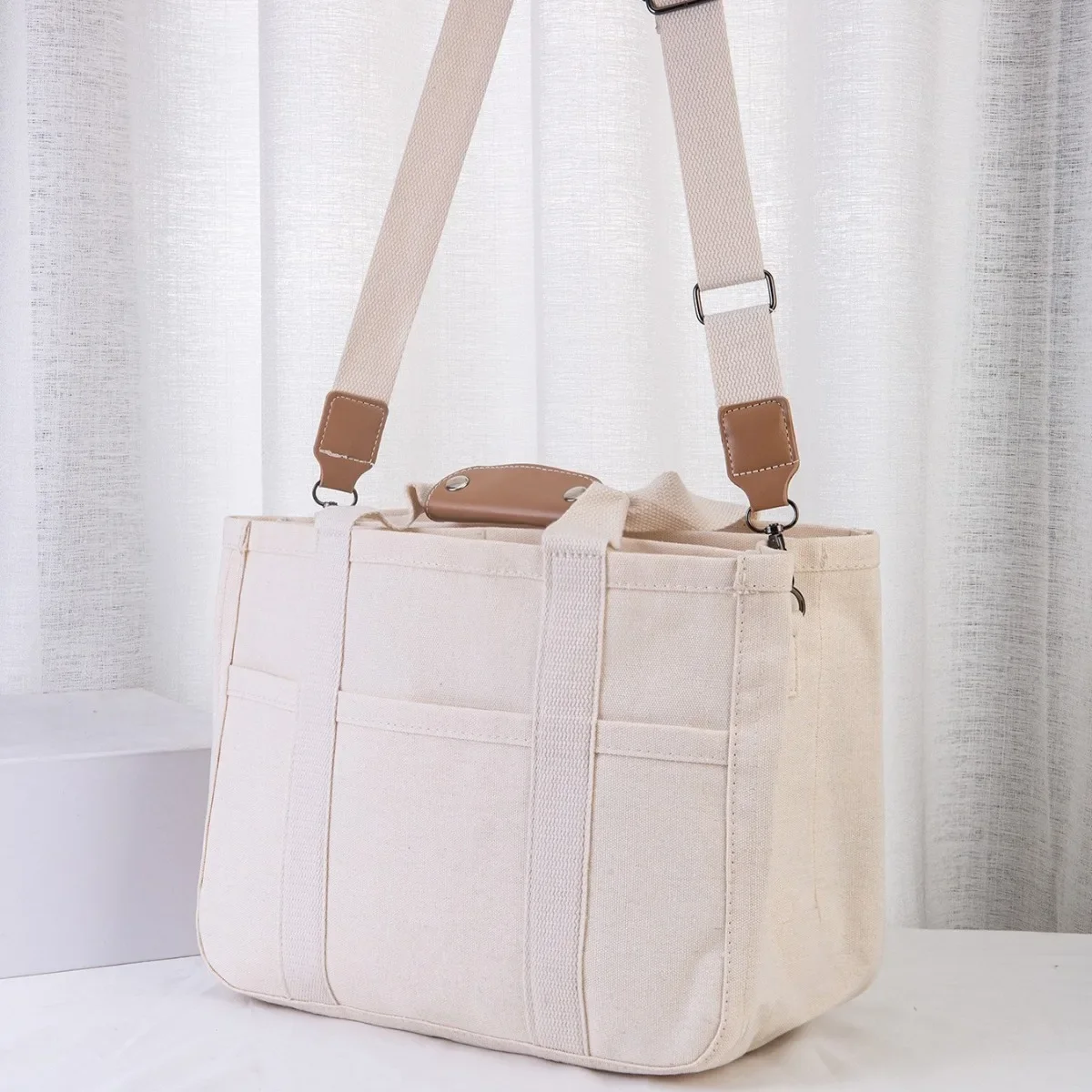 Large capacity canvas bag, trendy and fashionable bag, multifunctional portable bucket bag, convenient for crossbody bag