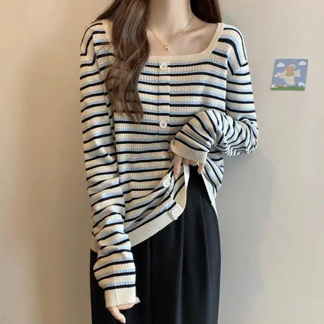 French Classic Plus Size Striped Long Sleeved Top Women's Autumn Niche Design Button Fat MM Simple Square Neck Knitted T-shirt