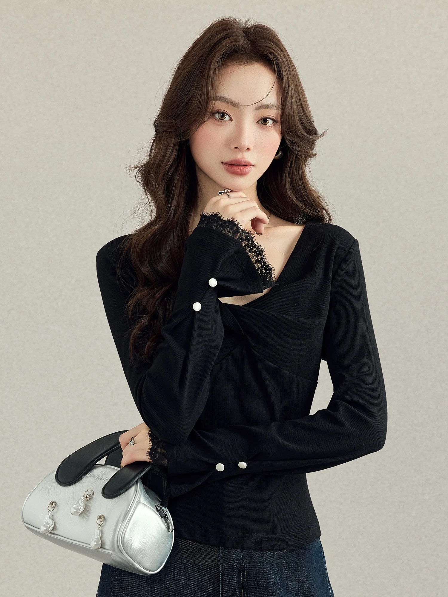 

Женский вязаный свитер с кружевными вставками и V-образным вырезом, длинный рукав, осенняя новинка, базовый топ, модный дизайн