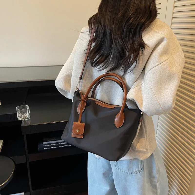 

Trendy Letter Logo Leather Tote Bag For Women Luxury Brand Minimalist Large Capacity Stylish Diaper Bags For Everyday