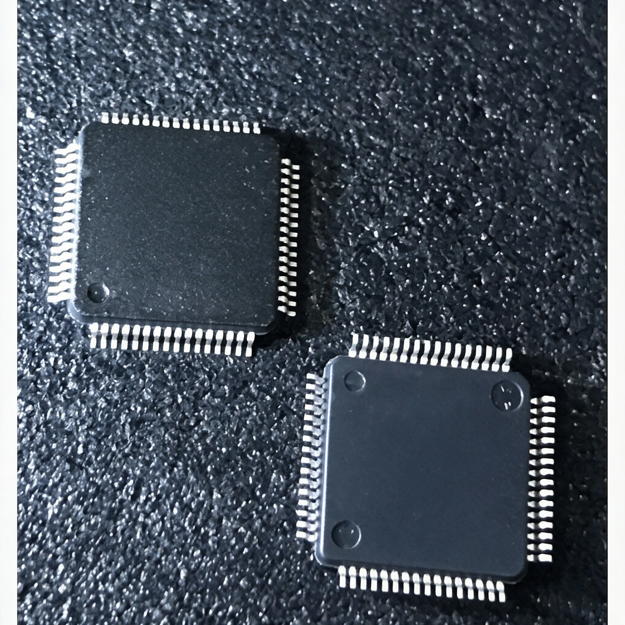 STM32F101R8T6 STM32F101R6T6 STM32F101RCT6 Single & Bulk Orders Equally Welcomed