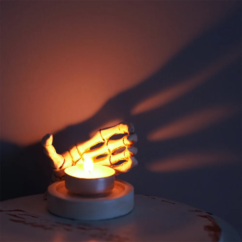 Skeleton hand guard candlestick Crea tive home fireplace top interior ornament candlelight dinner ambiance ornament