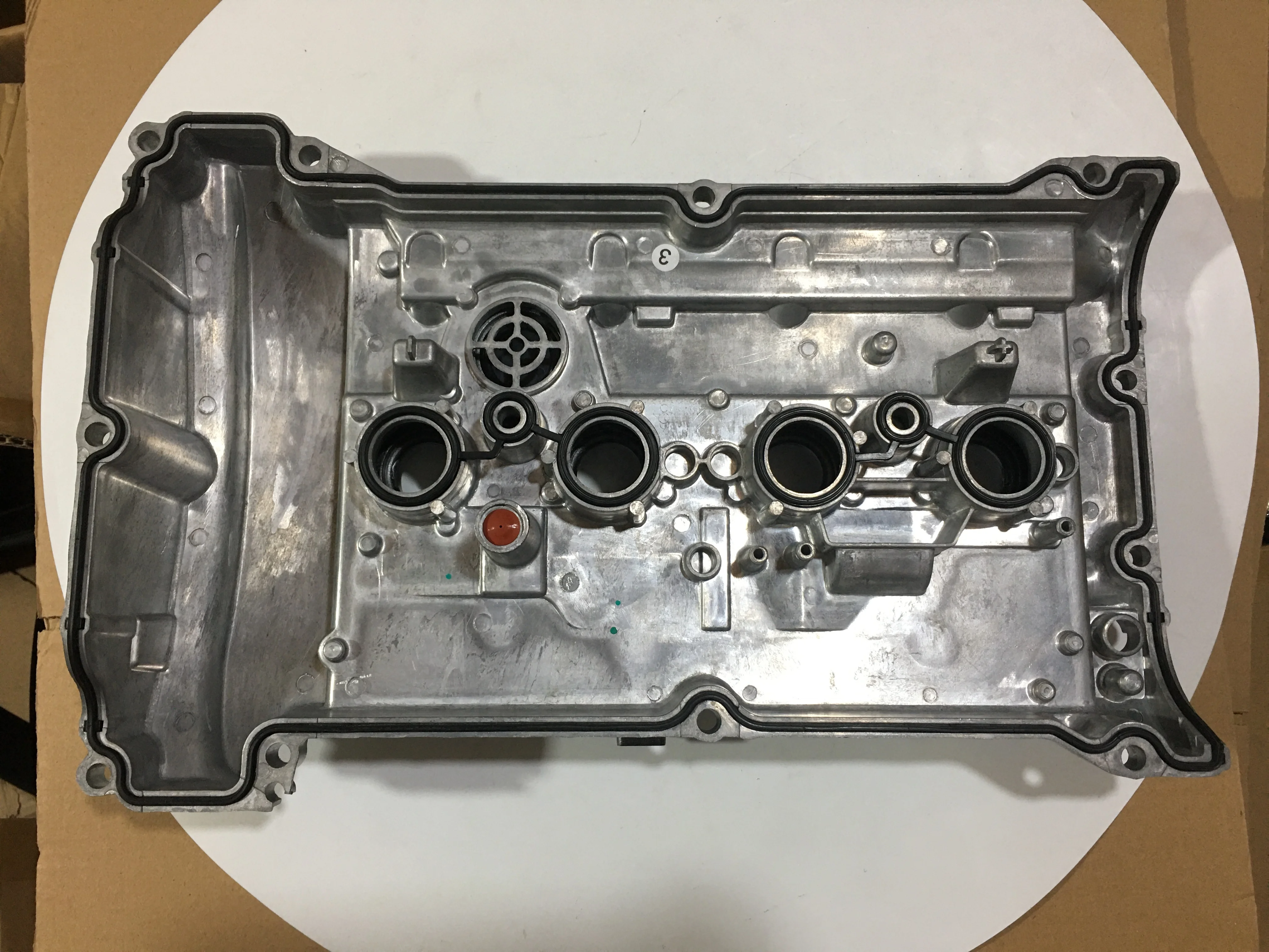 Double Valve Petrol Engine Cylinder Valve Cover & Gasket 9805712480 for Peu geot 308 3008 208 Citroen C4 DS3 DS5 6V THP NEW