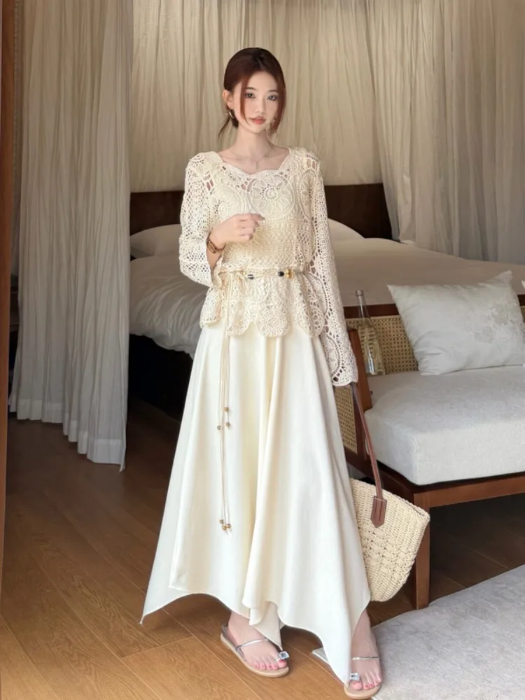 

Летний комплект из двух предметов: топ с ажурным цветочным узором и платье, модный повседневный стиль, дышащий материал, длинный рукав, для женщин больших размеров.