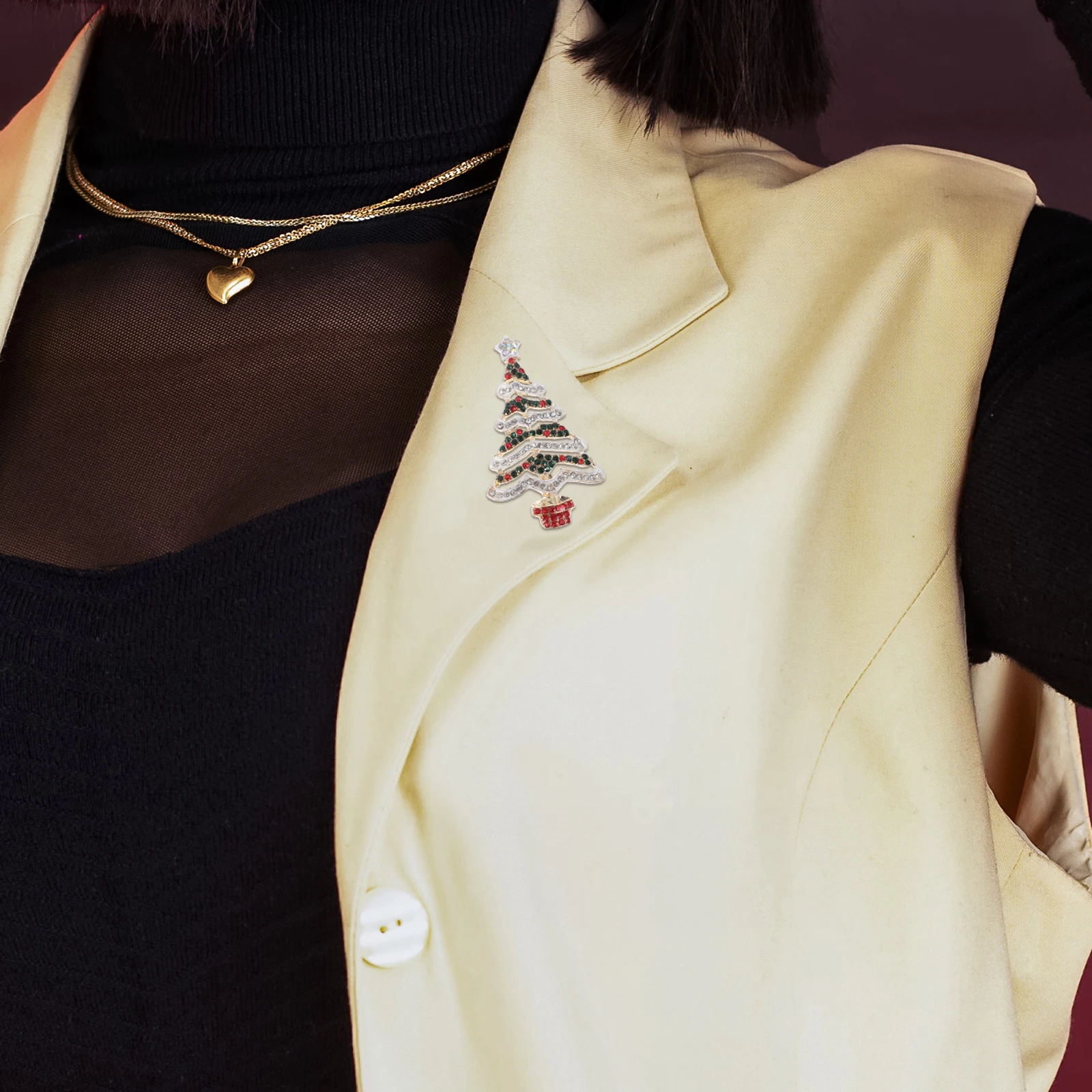 

Christmas Tree Brooch Rhinestone Breastpin Lightweight Costume Accessories For Party Prom Daily Wear Decor Adornment Clothes Pin