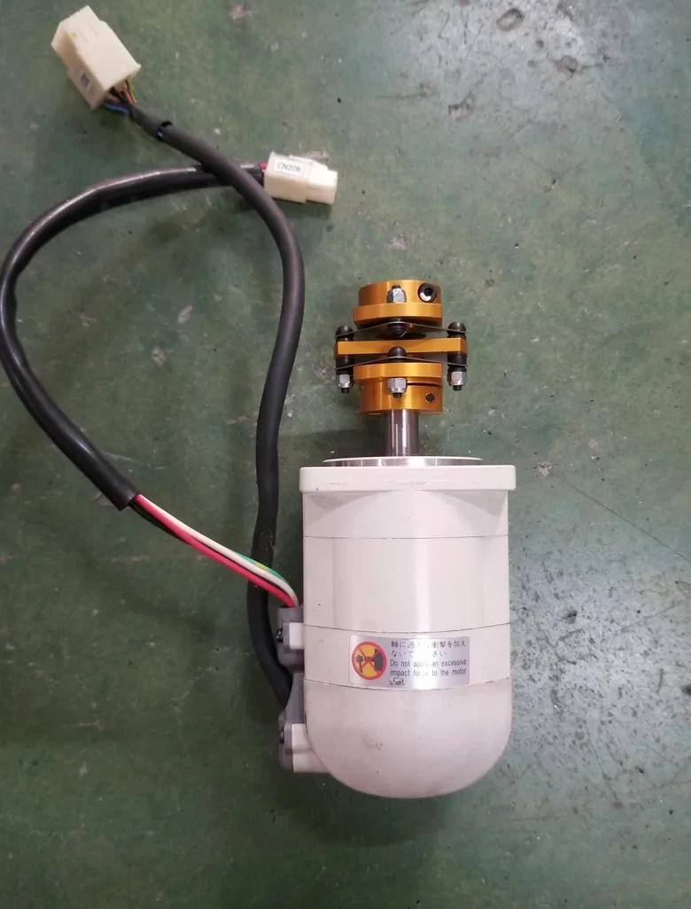 MSM021A1A  servo motor  ,   In good working condition, free shipping   A