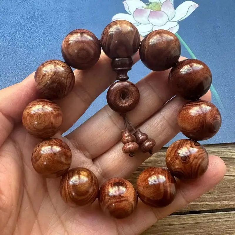 High-grade ghost-face yellow for men made from aged rosewood a traditional Buddhist prayer bead bracelet