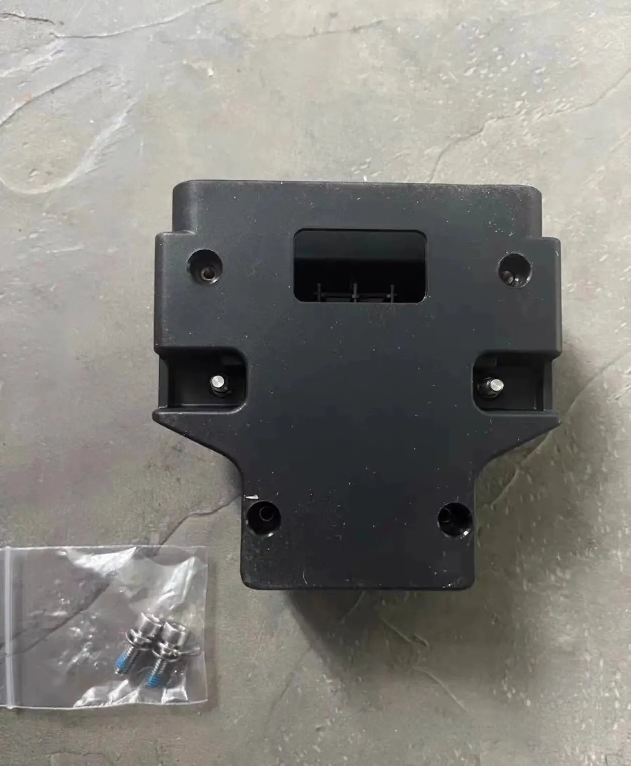 

Compatible with 24 Fog Cold Box Charging Plug Upgrade Kits