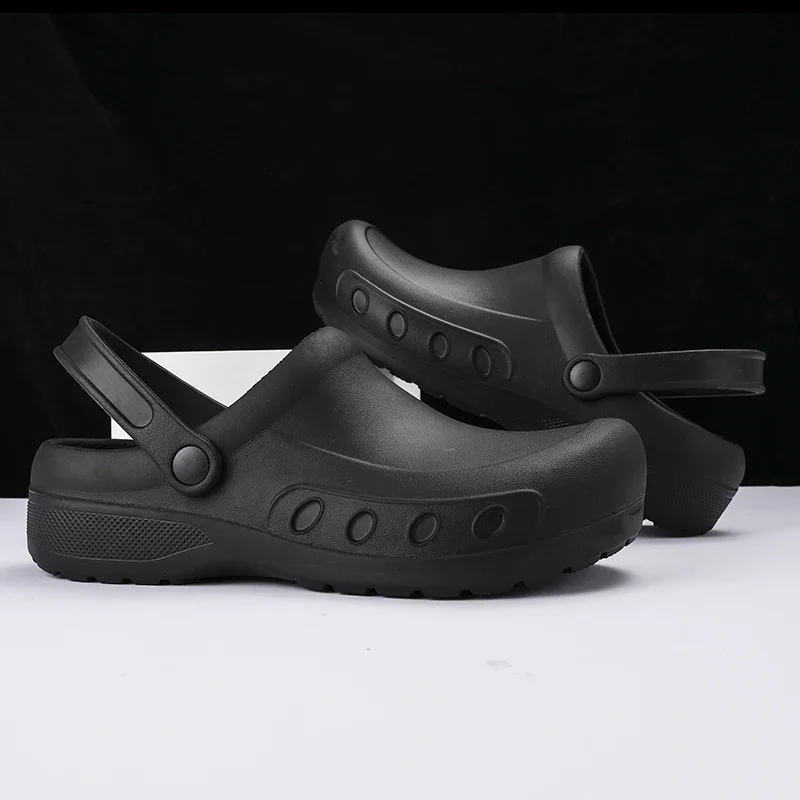 Sepatu koki Anti slip pria, Sandal koki bakiak dapur EVA injeksi Anti slip sol luar nyaman Taman ukuran besar 36-49