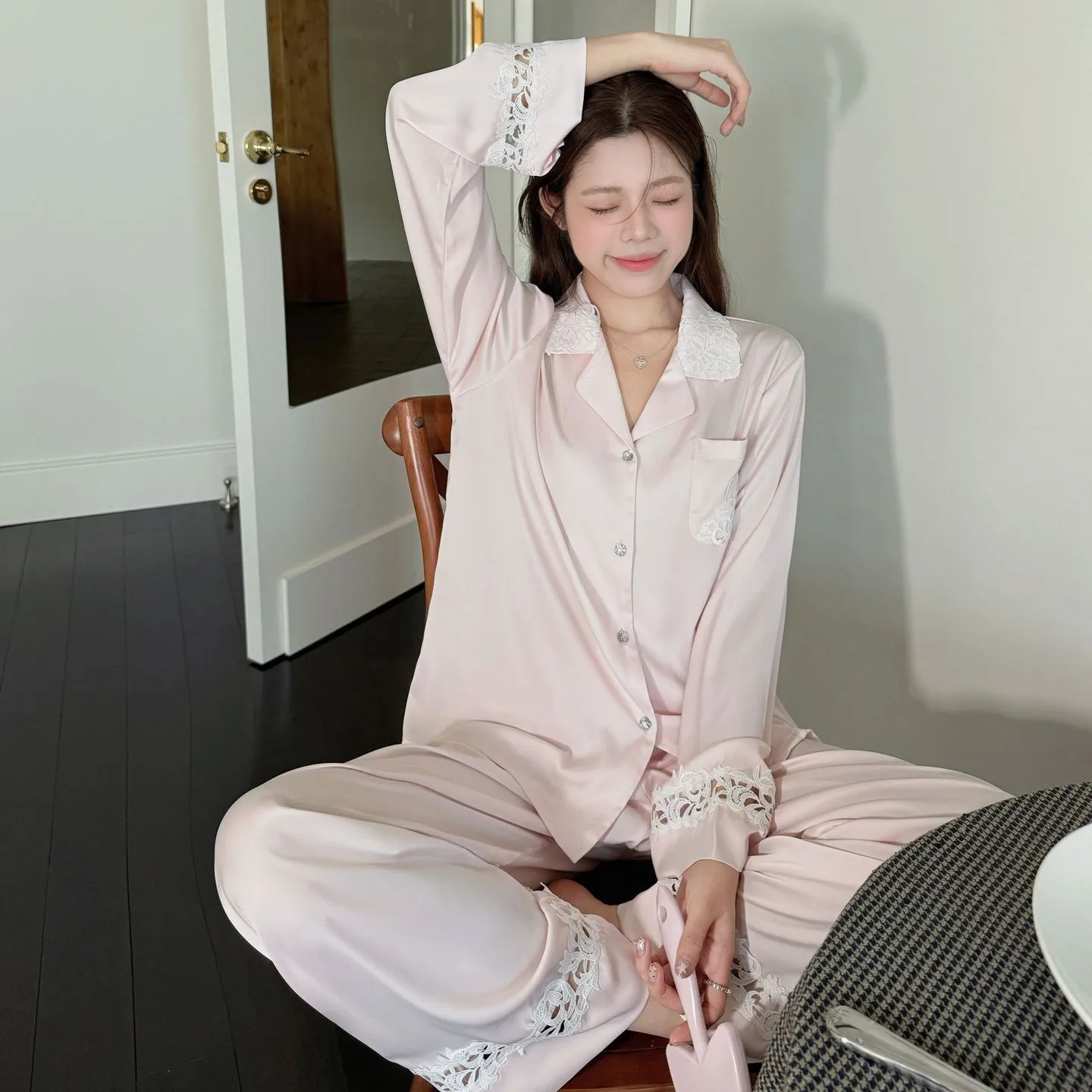 Female 2PCS Pajamas Set Loungewear Sweet Hollow Out Lace Patchwork Sleepwear Long Sleeve Pijamas Silk Satin Homewear