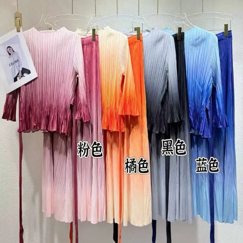 Miyake Pleated 2026 Gradient Set Women's Spring Fashion Light Luxury High-end Tie T-shirt Top and Skirt Two-piece Set Trendy