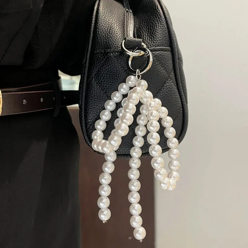 Fashion White Pearl Bowknot Keychain Fashion Hanging Pendant Keyring Backpack Decoration Charm Jewelry for Girl Women