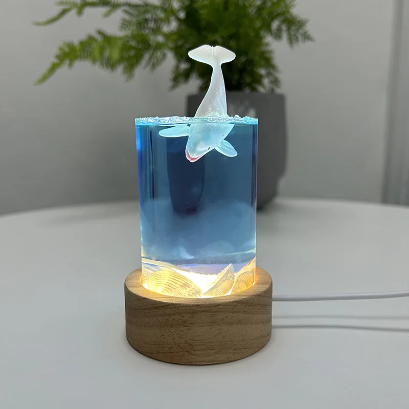 

Ocean Shell Beluga Luminous Whale Resin Epoxy Ornament Desktop Simple Gift Log Night Light