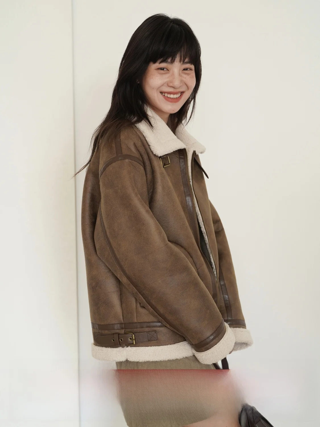 EIGHTHMONTH レディース スエード ジャケット ラムファー裏地付き ルーズ 冬用アウター 通勤 スリーブ ロング スリーブ ポリエステル生地コート