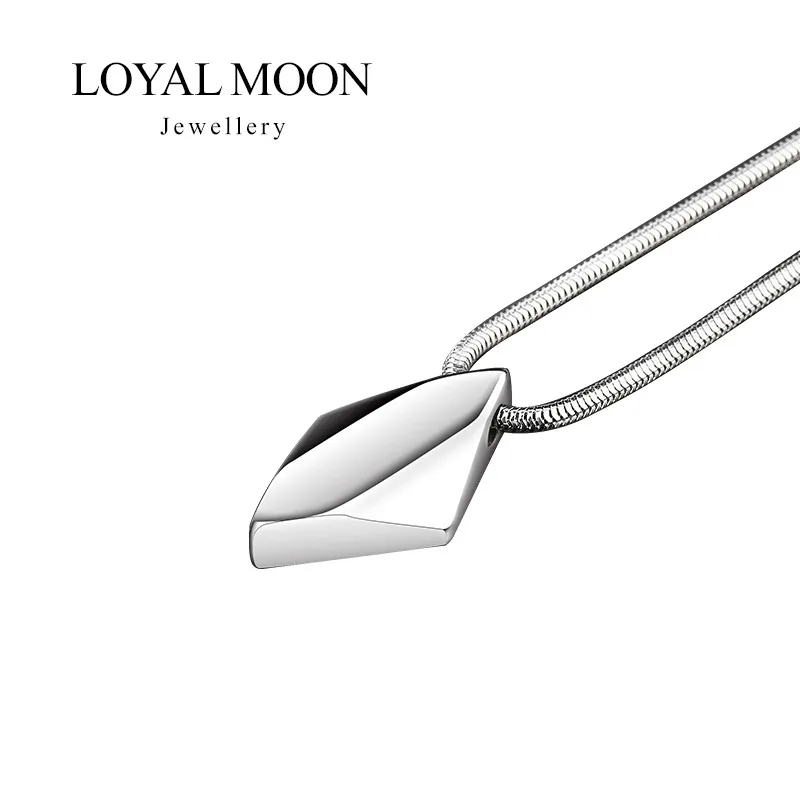 Loyal Moon Male Tungsten Carbide Pendant Necklaces For Man With 45/50/55cm Chain,High Polished Engraving Lettering