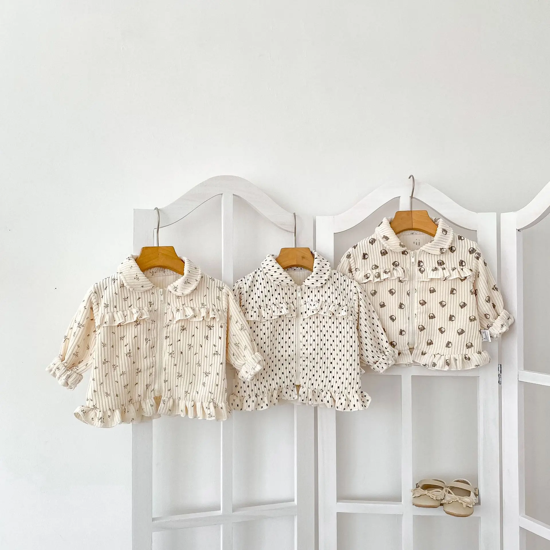 Spring and Autumn Baby Girl Corduroy Printed Collar Coat Baby Versatile Long Sleeve Cardigan
