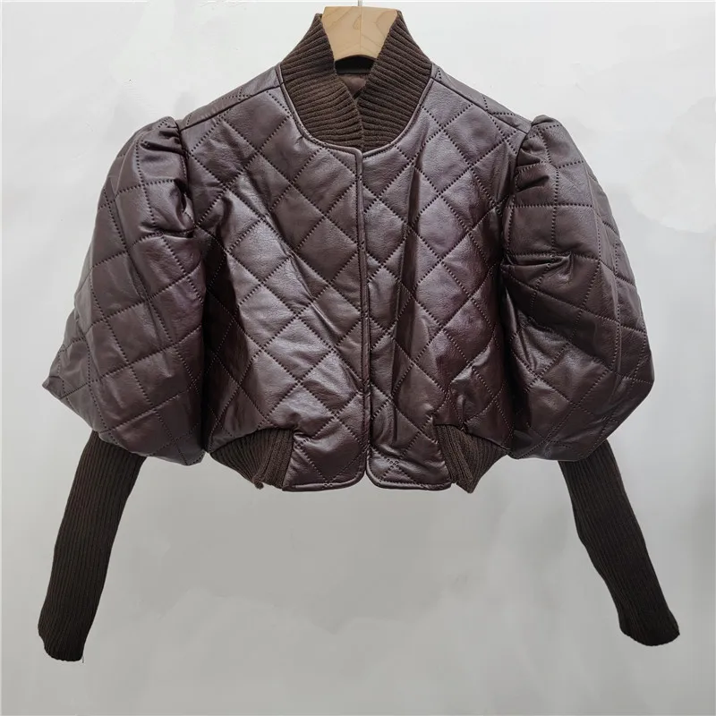 Chaqueta elegante de piel sintética empalmada con manga tejida para mujer, abrigo acolchado de PU con diamantes para primavera y otoño, cárdigan, Tops cortos de cintura alta 2024