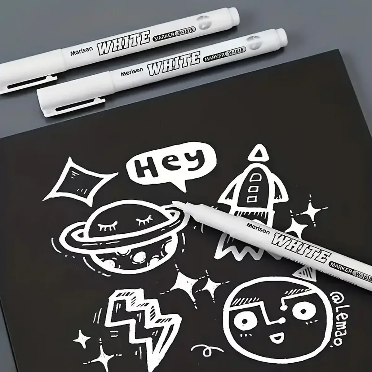 1/3 قطعة قلم تحديد أبيض مقاوم للماء لطلاء الإطارات والنسيج والخشب والجلد قلم جرافيتي طلاء الكحول الدائم مع الزيتية