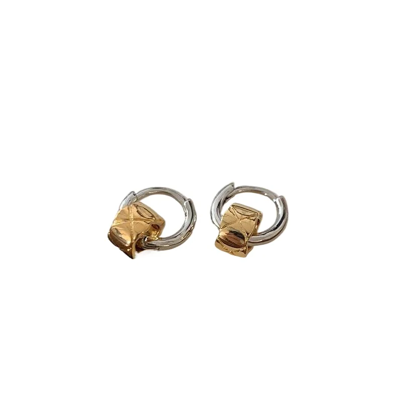 Metal Small Circle Ear Buckle Wide Face Rhombus Earrings Light Luxury Premium European and American Earrings