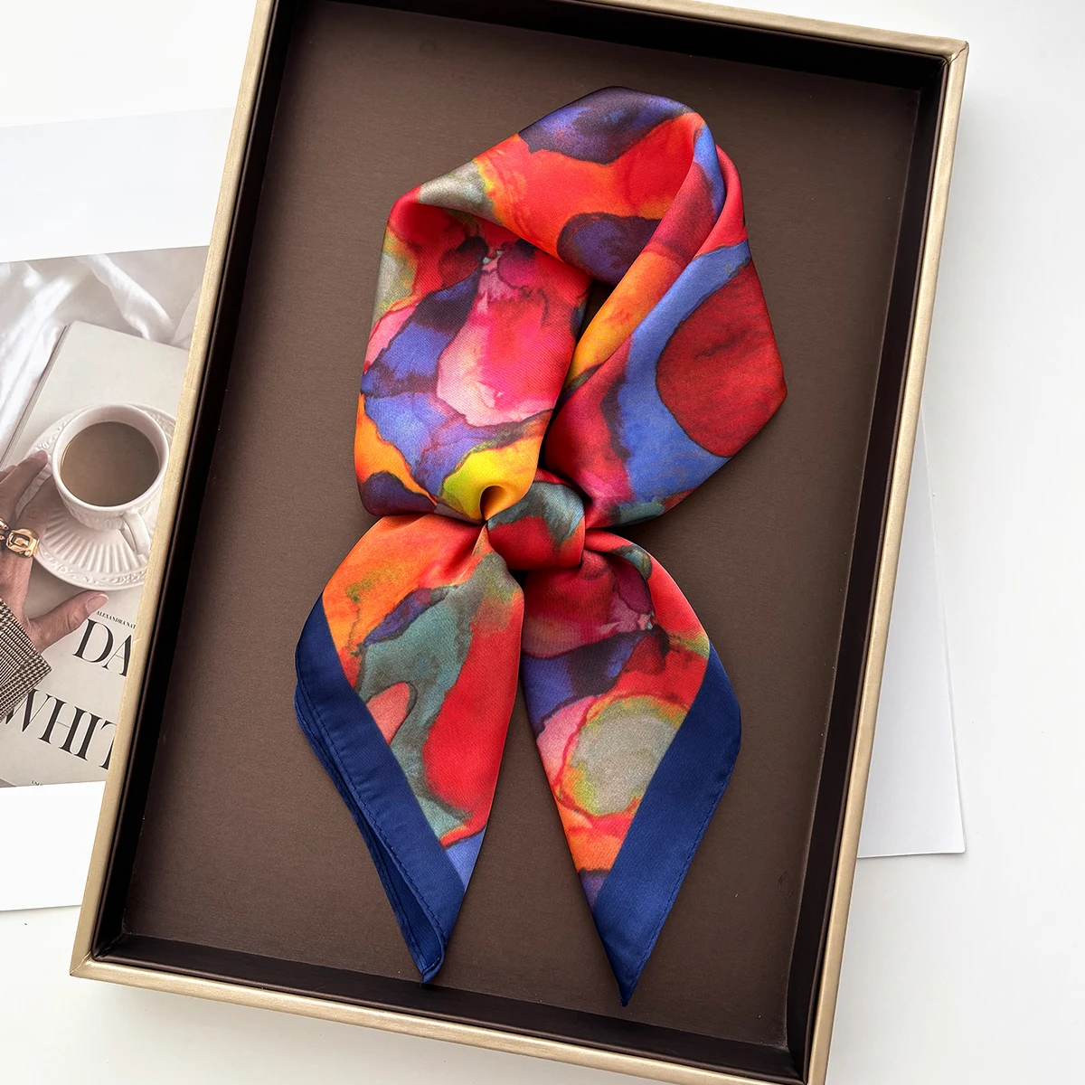 

Fashion Printed Square Scarf For Women Stylish Imitation Silk Scarves Bandanas Luxury Hijab Neckerchief Elegant Shawl Wraps