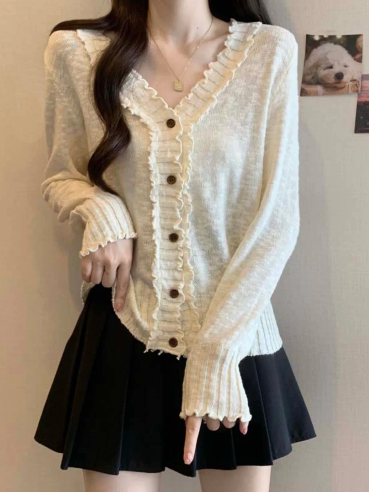 Stylish V-Neck Knitted Sweater Women's plus Size Autumn New Arrival Unique Personality Wooden Design Korean Style Loose Fit