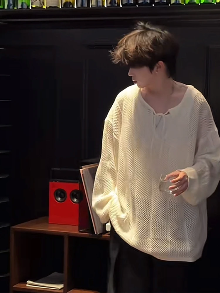 

Loose Fit V-Ne Hollow out Knitted Long Sve T-irt for Men Casual Lazy Sle High-End Feeling Sun Protection Top