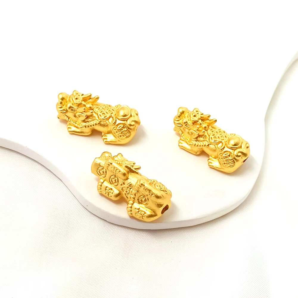 

4 шт., матовые золотые бусины в китайском стиле Pixiu Qilin с прозрачными отверстиями, разбросанные бусины, сделай сам, изготовление ювелирных изделий, ожерелье, браслет, аксессуары для одежды