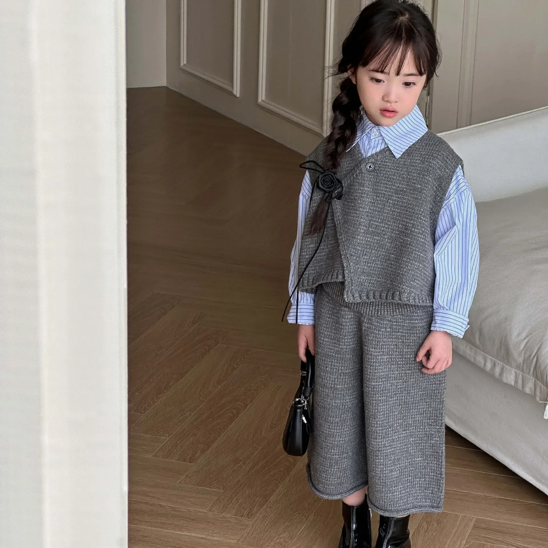 Girls Suit 2024 Autumn New Childrens Wear Korean Style Girl Baby Foreign Style Vest Knit Pants Two-piece Set Casual Simple Daily