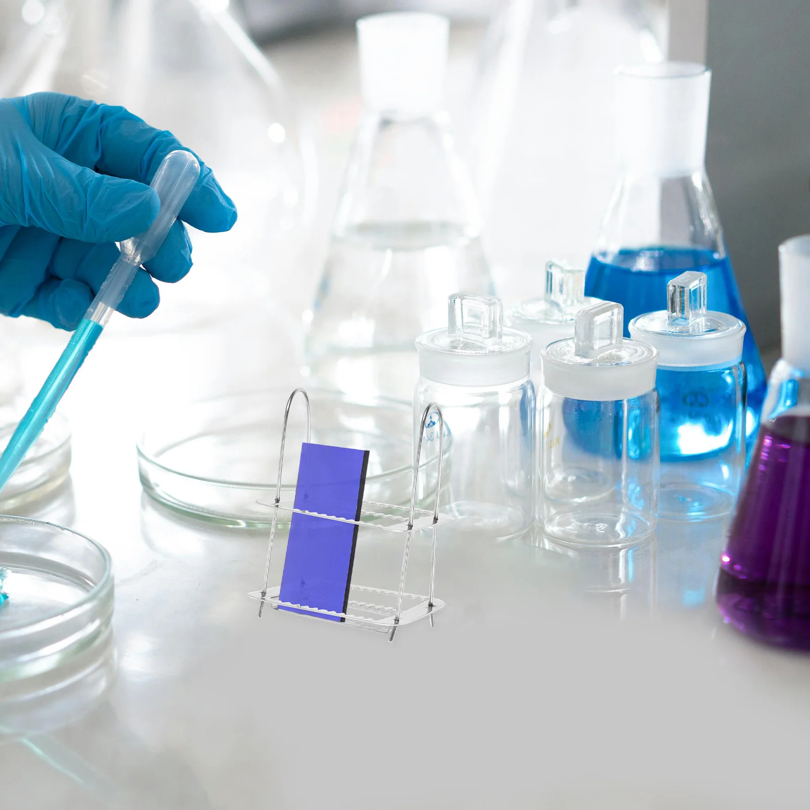 رف تلطيخ متين 26 موضعًا من الفولاذ المقاوم للصدأ لشرائح المجهر منظم المختبر المدمج رف شرائح المجهر المختبري