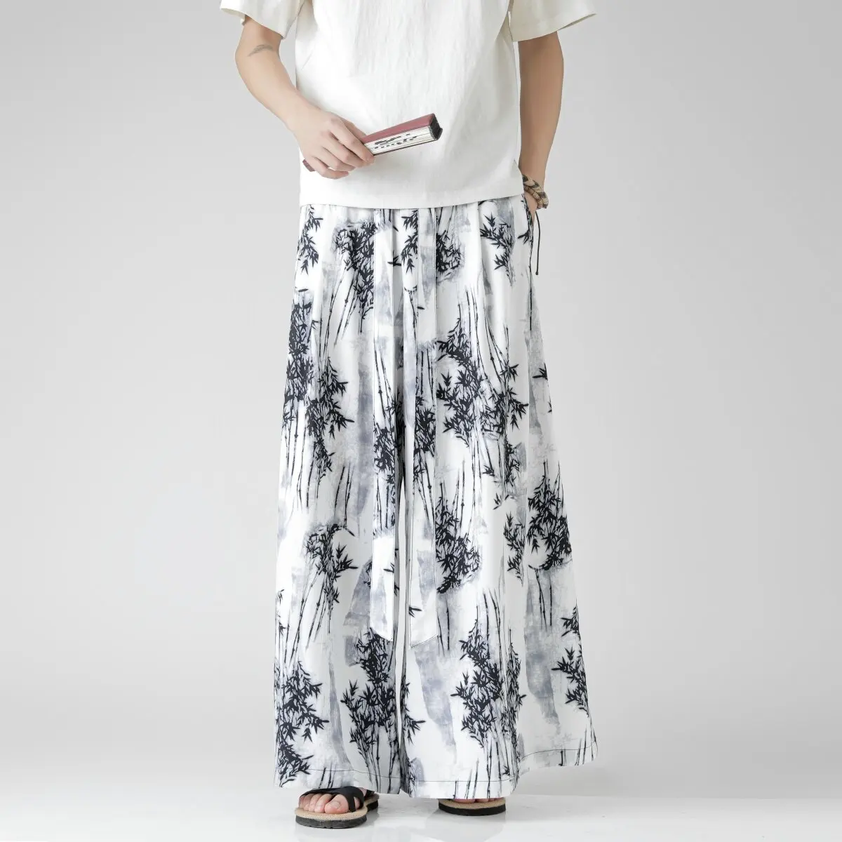 

2025 Summer Men Wide-leg Pants Male Retro Harem Pants Mens Hiphop Street Harajuku Style Casual Pants Women Jogging Trousers