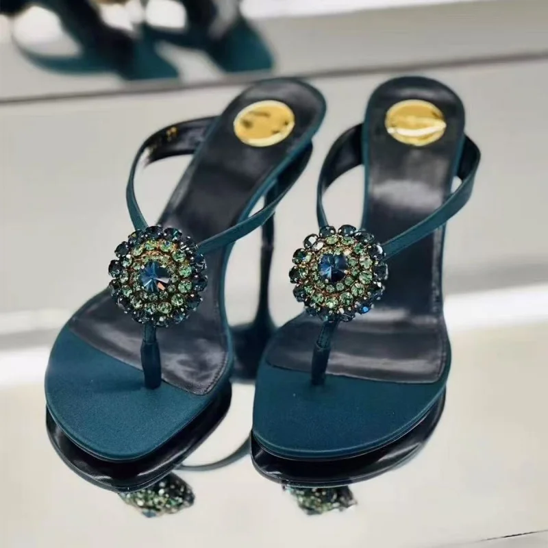 2026 Summer New Women's Summer Beach Sexy High Heels Slippers Luxury Designer Party Shoes Fashionable Footwea Crystal Slippers