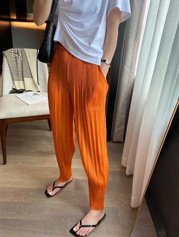 Miyake Pleated 2023 New Summer Casual Loose Solid Colour Large Yard Harem Trousers Slim Thin Women\'s Nine-point Lantern Trousers