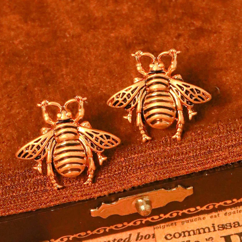 Bobokiki Jewelry European and American Fashion Bees Titanium Steel Silver Needle Luxury Palace Retro Earrings