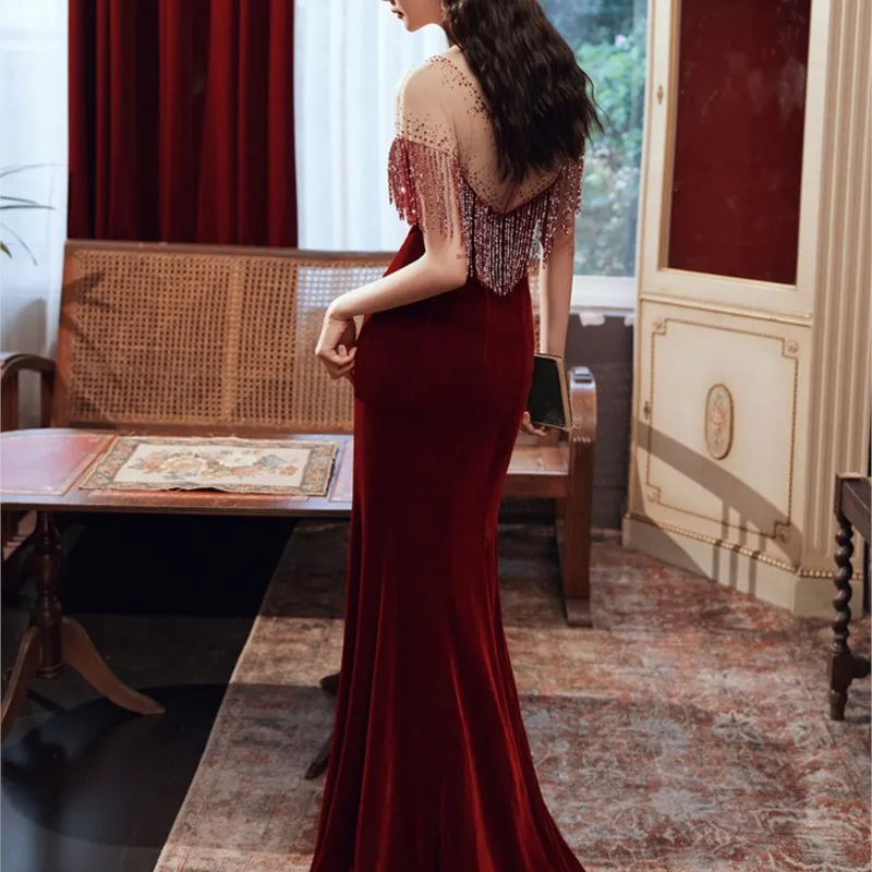 One line shoulder new banquet atmosphere fish tail toast wine red velvet dress