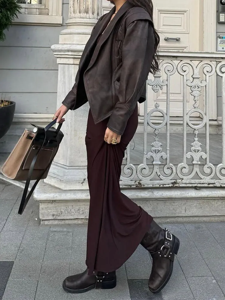 

Легко круто. Наш женский воротник с лацканами и жакет с поясом в сочетании стиля с теплом для идеального уличного образа. Магазин сейчас