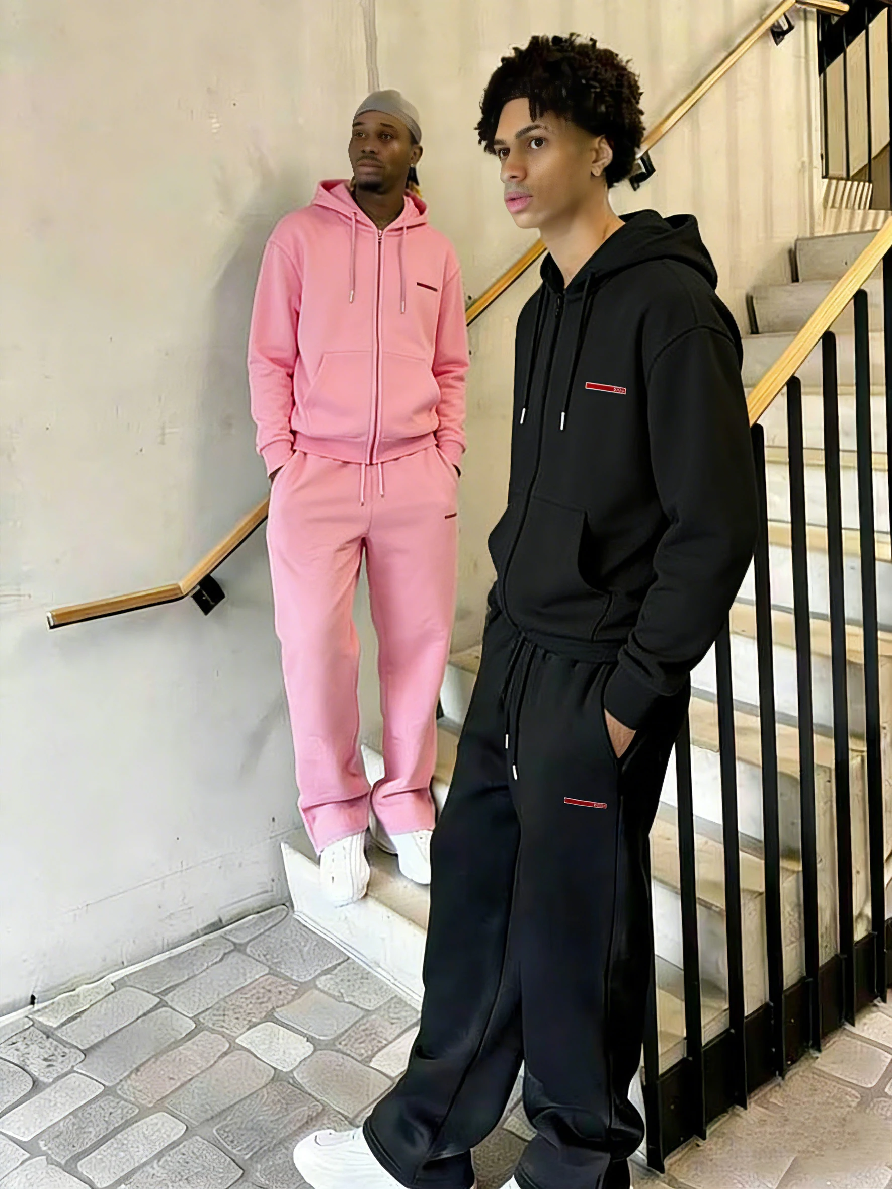 

Men's Casual Daily Comfort Tracksuit – Zip-Up Hooded Jacket & Elastic Waist Flared Pants with Red Tab Logo, Minimalist Design