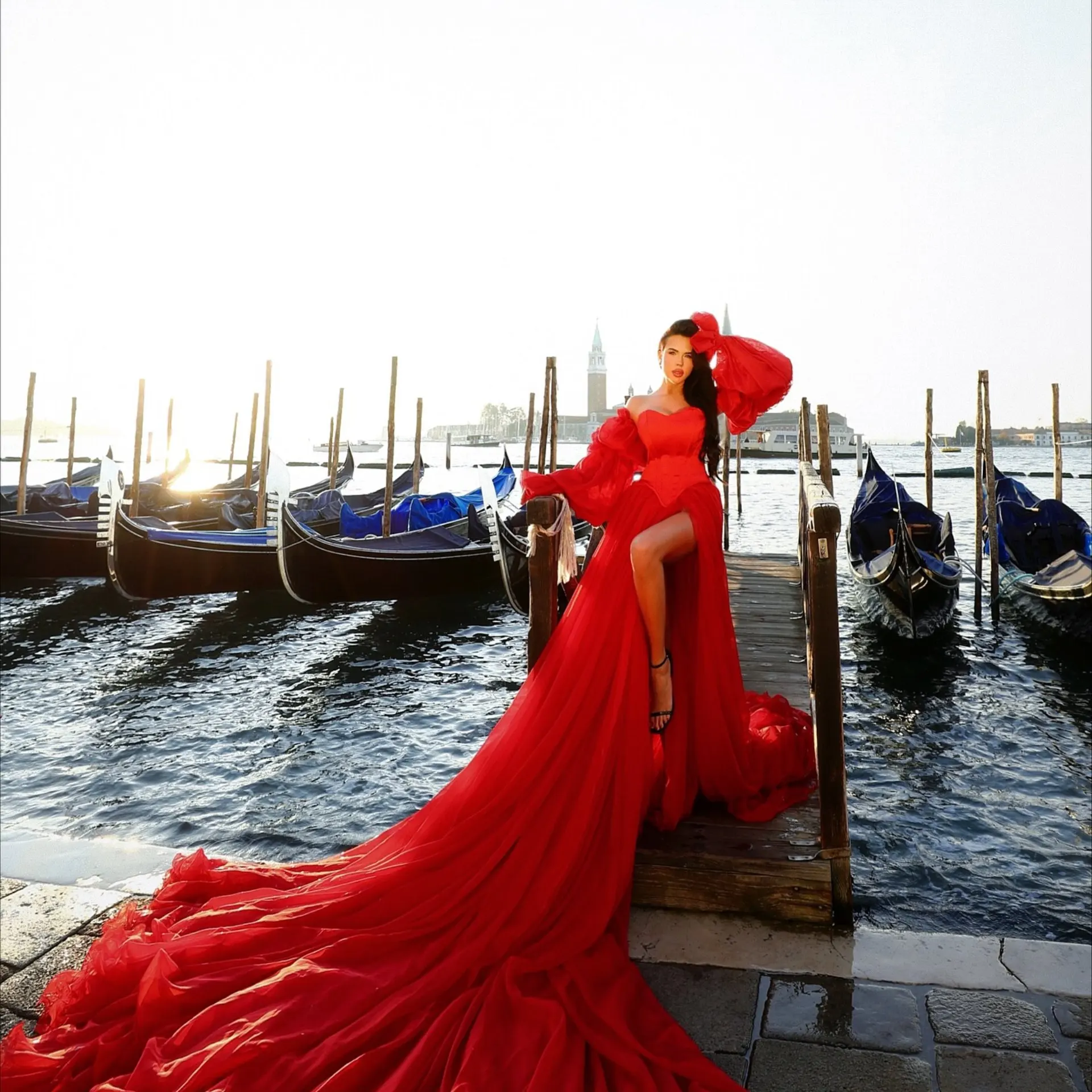 

Hot Red Long Evening Dress with Train Off Shoulder Puff Sleeves High Slit Formal Gown Wedding Guest Awards Party 2026 Fashion