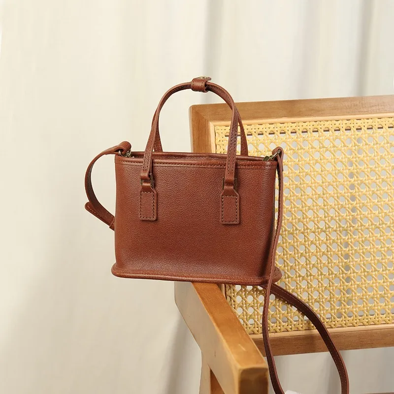 

Johnature 2025 New Casual Genuine Leather Handbag Simple And Versatile Commuting Women's Shoulder Crossbody Bags