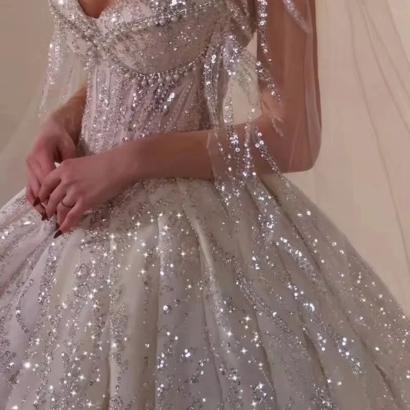 

Luxury Sparkle Sequins Wedding Dress Sheer Long Sleeves Ball Gown Bride Dress Sweetheart Neck Elegant Bridal Outfit