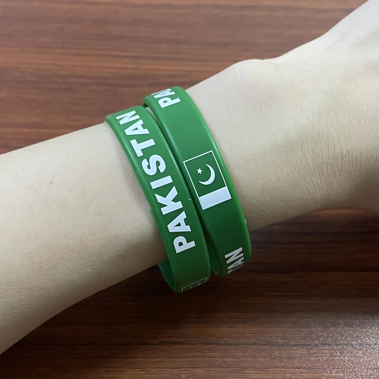 2pcs Pakistan Flag Silicone Bracelets Sports Game Wristbands National Wrist Strap for Men Women Rubber Band Fashion Accessories