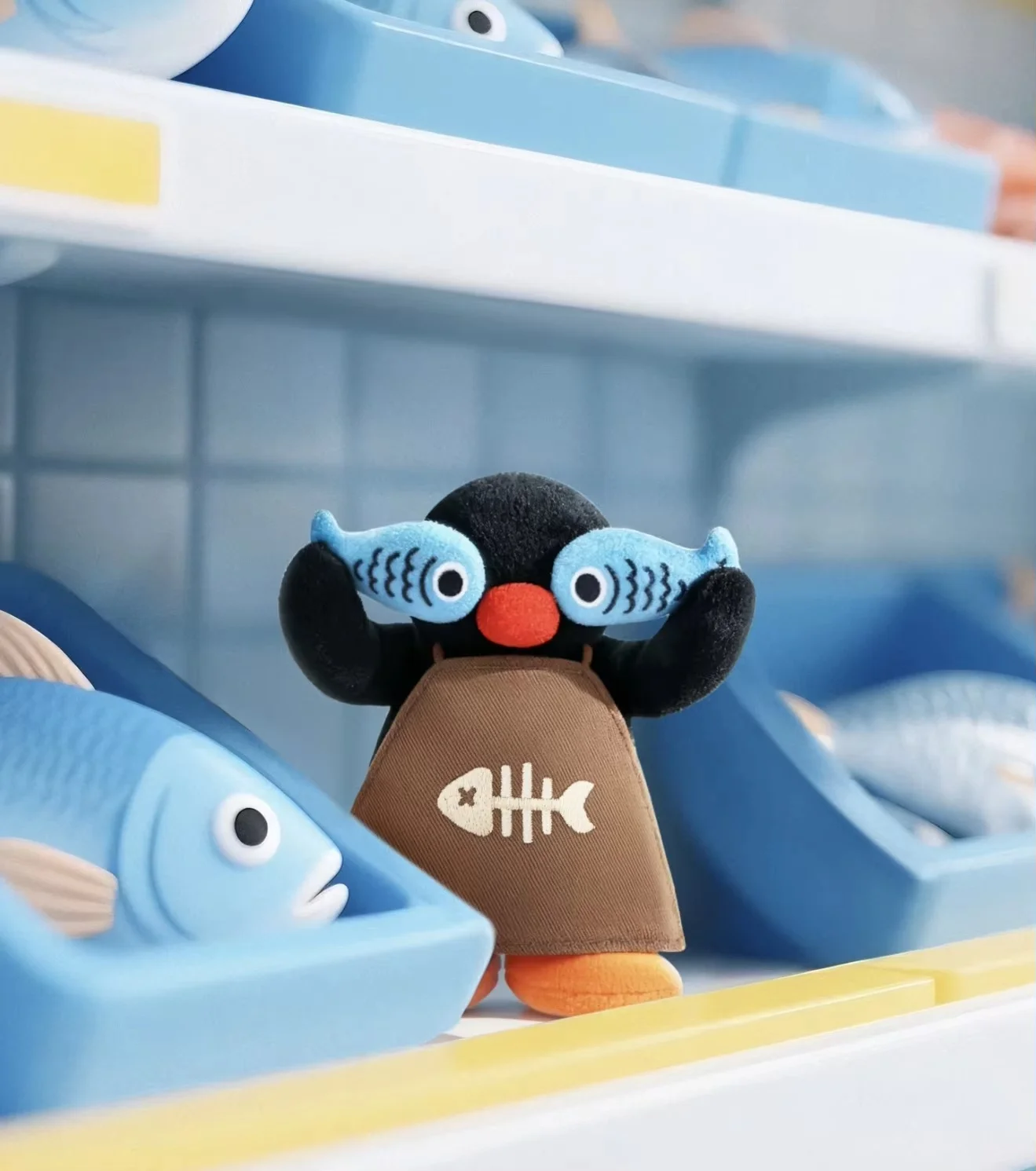 New Genuine Pingu Blind Box Penguin Shaped Can Keychain Mystery