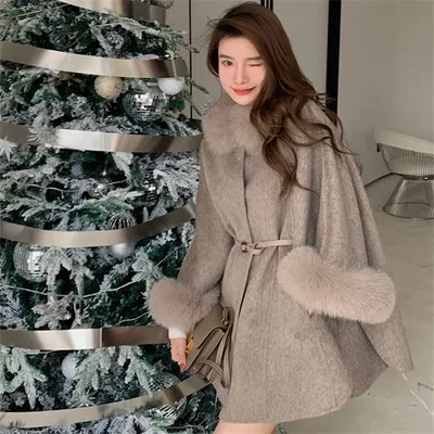 2023 Winter Real Fur Women Collection Luxury Wool Cashmere Poncho Coat Oversize Genuine Fox Fur Coat Collar and Cuffs Detachable