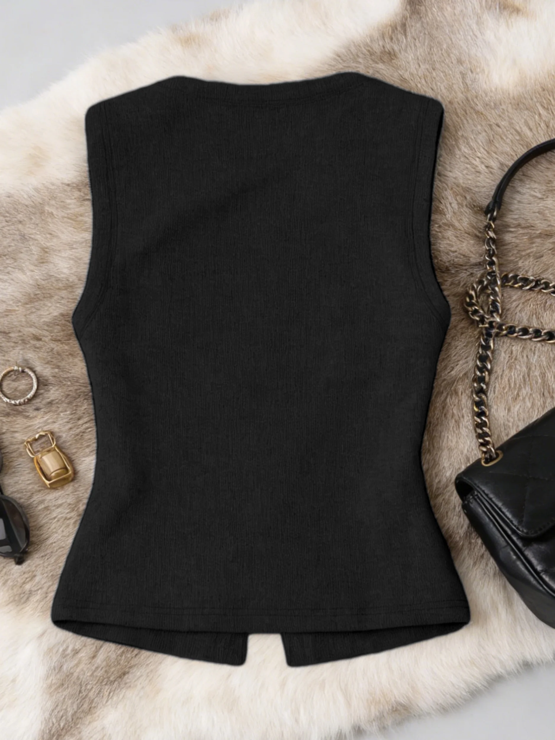 Women 3 Pack Crew Neck Button Front Ribbed Sleeveless Vest Slim Fit Crop Top Y2K Sexy Christmas Holiday Party Casual Tank Top