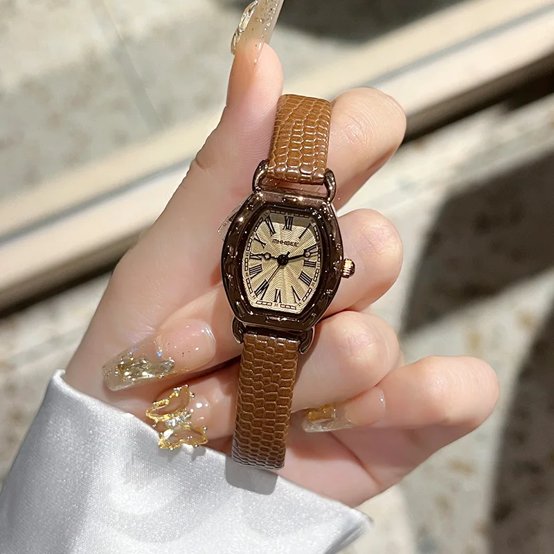 MXXSEE Retro Oval Women Watch Elegant Waterproof Quartz Ladies Wristwatch Alloy Women's Watches Female Clock Girls Gift