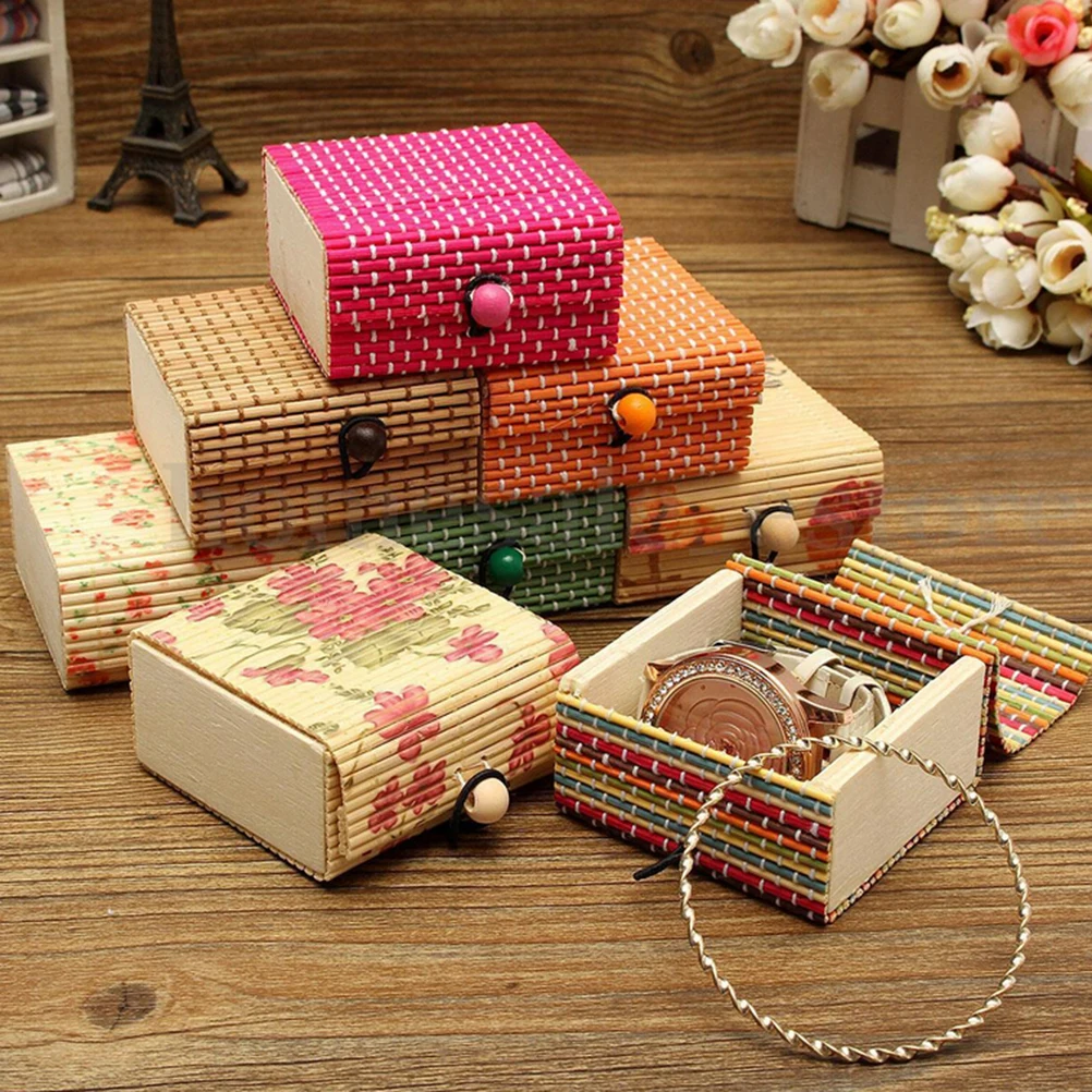 

Wholesale Bamboo Wooden Jewelry Organizer Storage Box Strap Craft Case